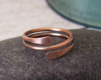 Copper Knuckle Ring, Antiqued Hammered Copper Wire Ring, Adjustable Ring, Thin Ring, Stacking Ring, Minimalist Ring