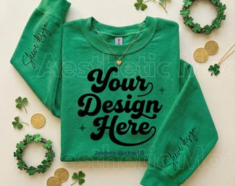 Maquette de sweat-shirt Gildan 18000 vert irlandais | Sweat-shirt ras du cou pour la Saint-Patrick, présentation pliée à plat | Présentoir de vêtements Etsy (impression à la demande) PNG