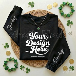 Maqueta de sudadera negra Gildan 18000 / Sudadera de cuello redondo plegada para el Día de San Patricio / POD Etsy Apparel Display PNG