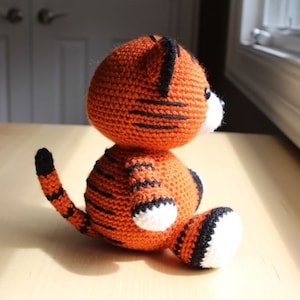 Amigurumi Crochet Pattern Cubby the Tiger image 2