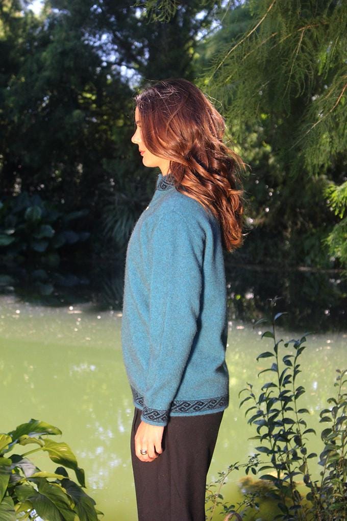 ポッサムメリノモチーフジップカーディガン - Etsy 日本