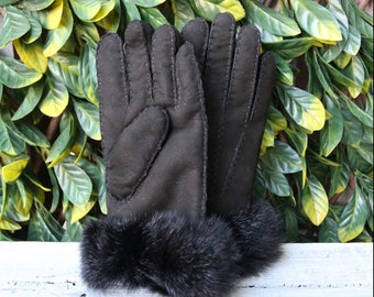 Lambskin Gloves w/ Possum Fur