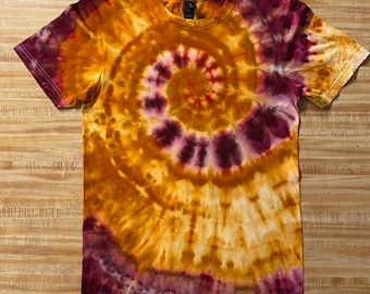 Small spiral tie dye