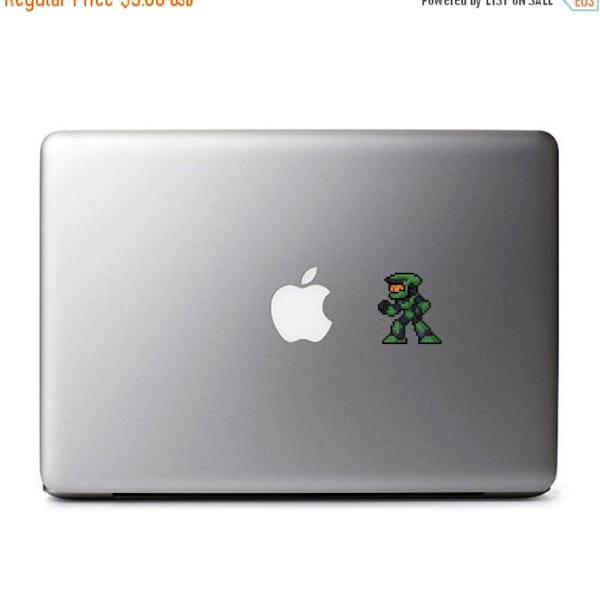 Halo Pose (Green) Retro 8Bit Vinyl Decal