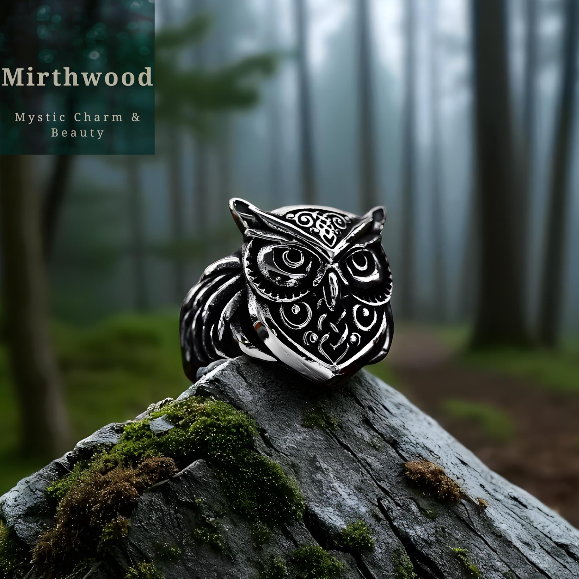Sterling Silver Owl Ring: Vintage Gothic Woodland Jewelry