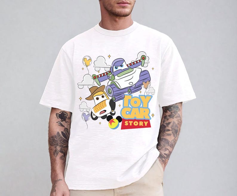 Disney Toy Story Woody Buzz & RC Racing 1995 Pixar-tröja, Toy Car Story-tröja, Disneyland Lightning MC Queen familjematchande t-shirt, barnpresent bild 3