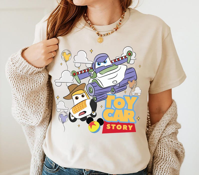 Disney Toy Story Woody Buzz & RC Racing 1995 Pixar-tröja, Toy Car Story-tröja, Disneyland Lightning MC Queen familjematchande t-shirt, barnpresent bild 5