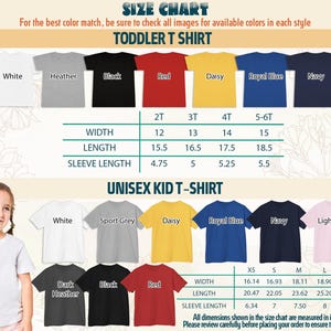 Peut inclure: Tableau des tailles pour les t-shirts pour enfants et unisexes, avec des mesures en pouces. Les couleurs incluent blanc, chin&eacute;, noir, rouge, jaune, bleu roi et marine. Le tableau indique la largeur, la longueur et la longueur des manches.