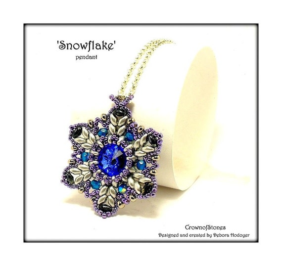 Bead Pattern pendant 'Snowflake' Christmas pattern with seed beads, Rivoli and Superduo beads