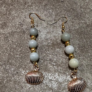 Golden Sea Breeze Earrings – 925 Gold Plated Sterling Silver Hooks, Shell Charm & Gemstone Beads