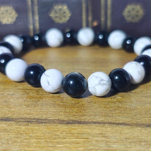 Howlite & Black Onyx Bracelet: 8mm Round Gemstone, Sterling Silver