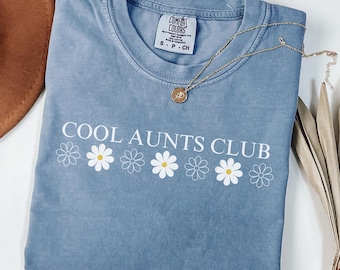 Comfort Colors® Cool Aunts Club Shirt, Mothers Day Gift For Aunt, Funny Auntie Shirt, New Aunt Gift, Custom Aunt Tee, Pregnancy Announcement