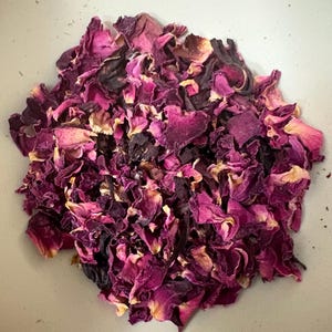 Liebevoller Kräutertee | Loser Blatt Rose & Hibiskus Tee für Self Care | Love, Immer von Moth Ball Teas