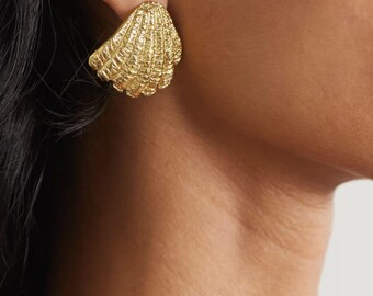 YSSO Whisper of the Wind Earings Gold plated