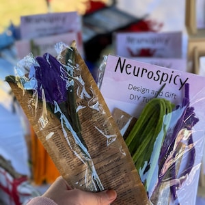 DIY chenillestengeltulpkit – maak je eigen pijpenreinigertulpen, knutselset voor kinderen en volwassenen, handgemaakte bloem DIY-pakket, leuke knutselactiviteit