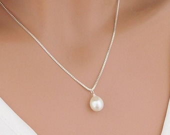 Freshwater Pearl Necklaces for Women, Dainty Pearl Bridal Necklace, Layering Necklaces, Bridesmaid Gifts for Her, June Birthstone