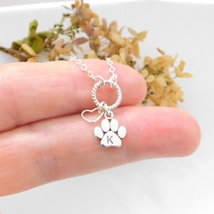 Bracelet imprimé pattes, bracelet en argent patte de chien, bracelet personnalisé imprimé chat, bijoux pour maman chien chat, bracelet à breloques patte délicate pour femme image 4