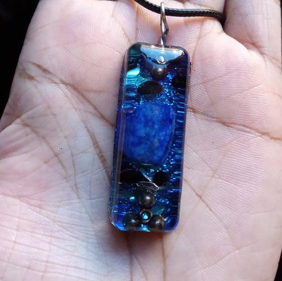 Blue Legend Gemstone Resin Pendant Necklace Lapis Lazuli