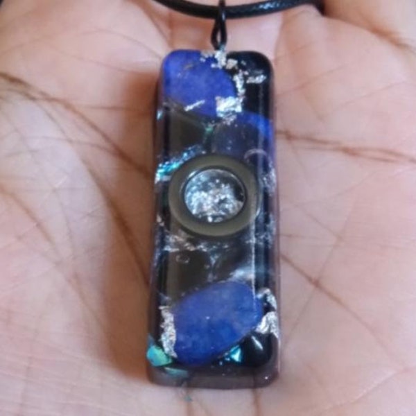 Blue Escape - Crystals & Resin Pendant Necklace - Lapis lazuli, Obsidian, Hematite