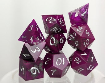 Purple Passion | Nine Dice Sharp Edged DND Set | DND | purple dice | metal | grey | sharp edge | gift | unique | purple | sharp
