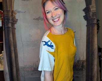 Upcycled Crop Top | Embroidered Gecko, Color Block T-Shirt