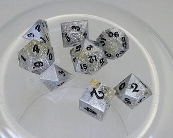 Silver Glitter Dice Set: Mini Sharp Edged DND Dice