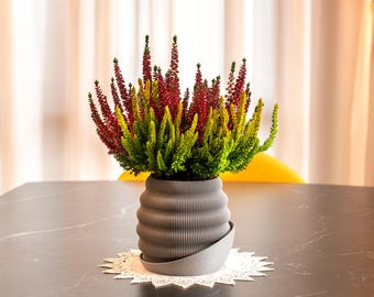 Hive Indoor Plant Pot, Wavy Ribbed Planter for Home Decor, Made in Italy