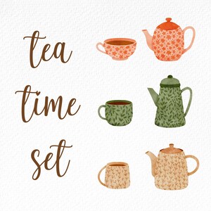 Puede incluir: Ilustración en acuarela de un juego de té. El juego incluye tazas de té, teteras y tazas en varios colores y patrones. Las palabras "tea time set" están escritas en escritura cursiva marrón.