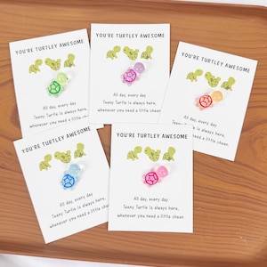 Lucky Glow-in-the-Dark Turtle cards | Personalized pocket hug card | Pocket Hug Card | Missing gift | Friendship gift | Little Pocket Hug