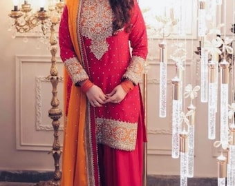 Orangefarbenes Chiffonkleid aus Pakistan: Handarbeit, Tilla, Pailletten, Addawork mit Shamos-Seidenhose