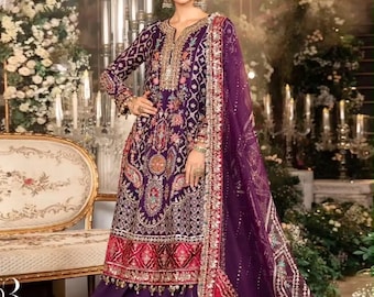 Maria B Luxuriöser Chiffon-Anzug mit Stickerei | Pakistanisches Hochzeitskleid (genäht/ungenäht)