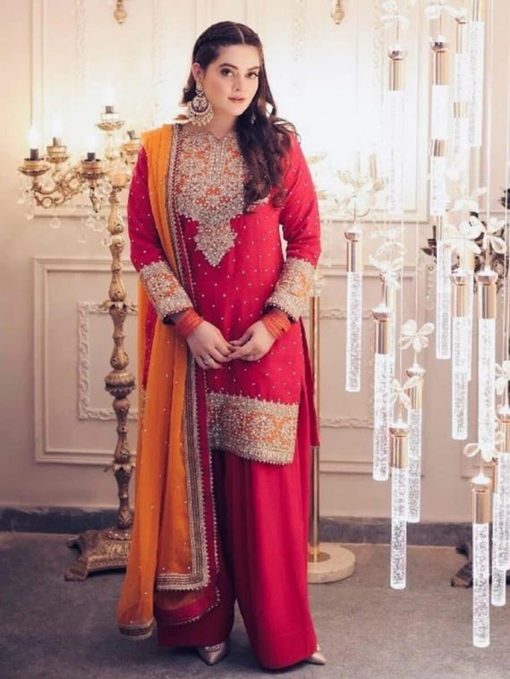 chiffon pakistani dress for women Orange Chiffon Pakistani Dress: Hand-Work, Tilla, Seq, Addawork with Shamos Silk Trouser