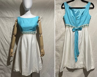 Vintage 1960's Turquoise Blue and white Cocktail Dress with Beaded lace - Bust 35" waist 26"