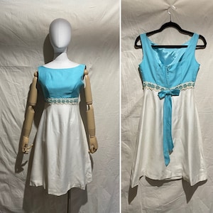Vintage 1960&#39;s Turquoise Blue and white Cocktail Dress with Beaded lace - Bust 35&quot; waist 26&quot;