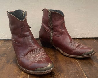 Golden Goose tan women’s western Young ankle boots with toe cap. Size EU 36