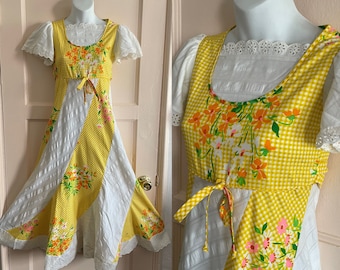 Vintage 1970’s Girls Easter Spring Floral dress by Youngland by Howard Jacobson - Yellow Gingham Prairie dress Bust  30" waist 26"