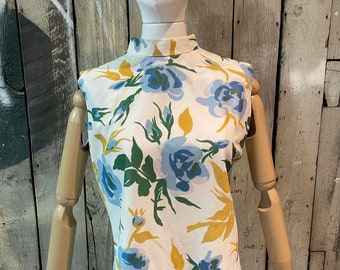 Vintage 1960’s Floral print Tank Top - Pinup summer blouse Bust 42”
