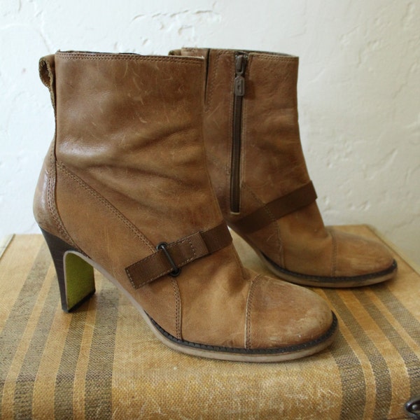 Tan Leather Ankle Boots by Diesel - Size US 9