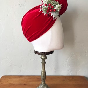 Vintage style Red Velvet Christmas Turban Headband with Holly berries Carmen Miranda 1940's Turban Pinup Rockabilly Hair Accessory image 3