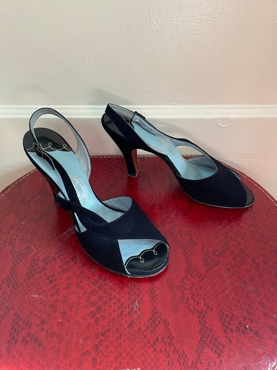 navy blue slingback