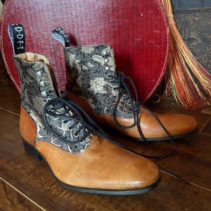 Fluevog Lace up Boots - Etsy display picture 3