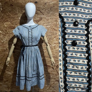 Vintage 1950’s Blue and White flower Summer dress with rick rack trim. Square Dance Dress Waist 27” bust 36”