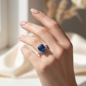 AAA onberispelijke Ceylon koningsblauwe saffier verlovingsring, stralend geslepen edelsteen sterlingzilver solitaire ring, cadeau voor haar 11 x 9 mm