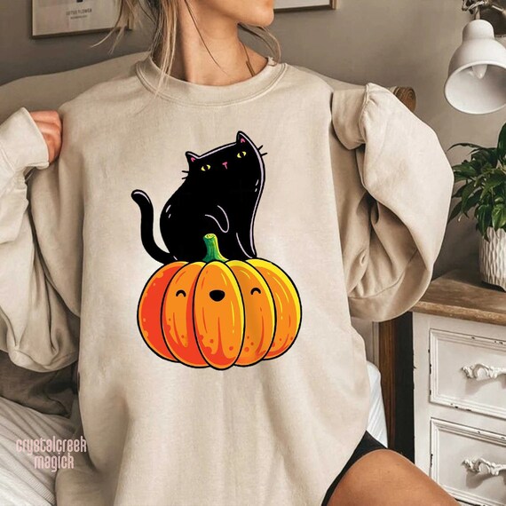 Vintage Black Cat on Pumpkin Sweatshirt 