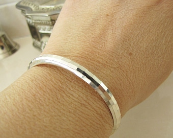 SARAH STRAUSSBERG Ivana Bangle Fine シルバー（Shop 18k Gold