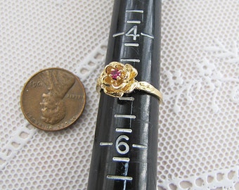 3D rose 14K Gold ring with  CZ ruby, size 5