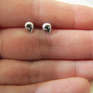 Alien head Sterling Silver Stud Earrings, Minimalist studs