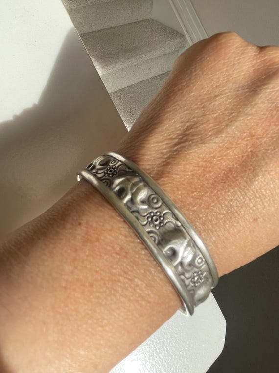 Elephant Sterling Silver Repousse Cuff Bangle Bra… - image 3