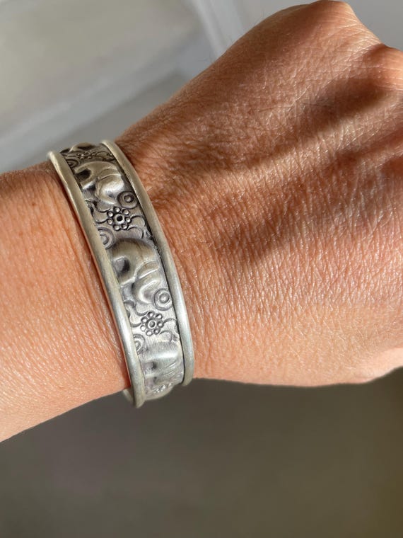 Elephant Sterling Silver Repousse Cuff Bangle Bra… - image 5