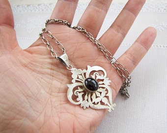 Vintage Art Nouveau Style Garnet Sterling Silver Necklace, 20 inches long chain